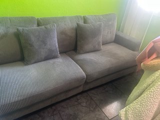 Sofá de Tres Plazas Gris