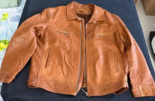 Cazadora de cuero para hombre