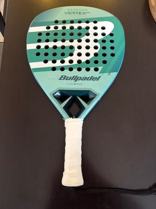 Pala de Pádel Bullpadel Vertex 04 Woman