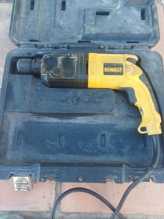 Taladro Percutor Dewalt enganche rápido