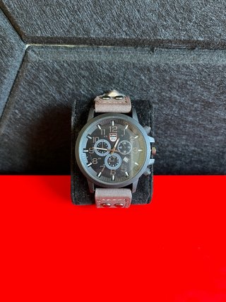 Reloj LIN OU Negro y Marrón