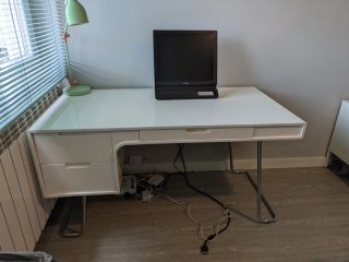 Escritorio Blanco Estilo Retro