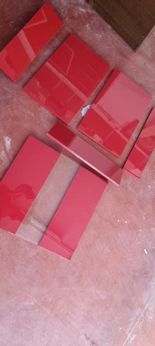 Lote de Frentes Besta Ikea Rojos