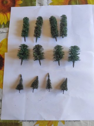 Set de 12 Árboles para Maquetas Ibertren
