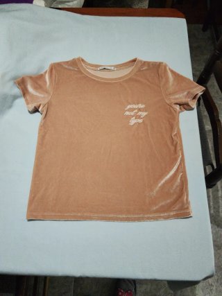 Camiseta BERSHKA Rosa