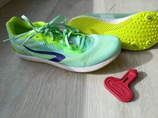 Zapatillas de Atletismo con Clavos Talla 40