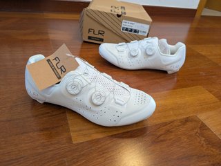 NUEVAS Zapatillas FLR FNT-9 KNIT talla 42