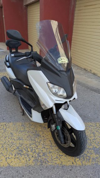 Yamaha Xmax 250