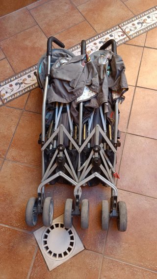 Carro Gemelar Cosatto