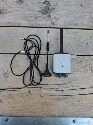 Emisor WiFi y Antena para Inversor Solar