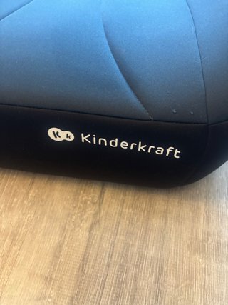 Alzador de coche Kinderkraft con Isofix