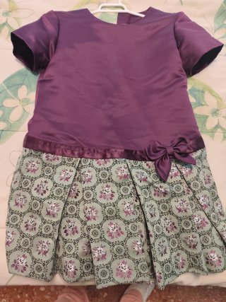 Vestido de fiesta F.M.I. más 4 que no se pueden su