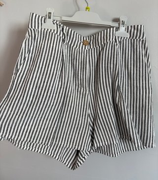 Pantalones Cortos de Rayas
