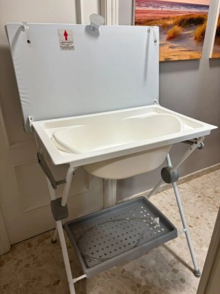 Bañera para bebé con soporte plegable