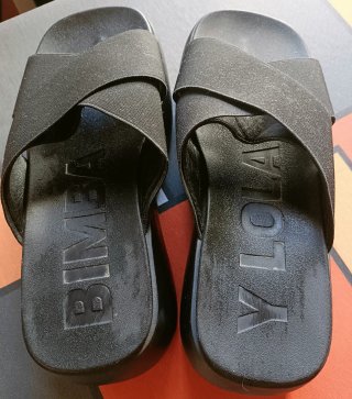 Sandalias Bimba y Lola Negras
