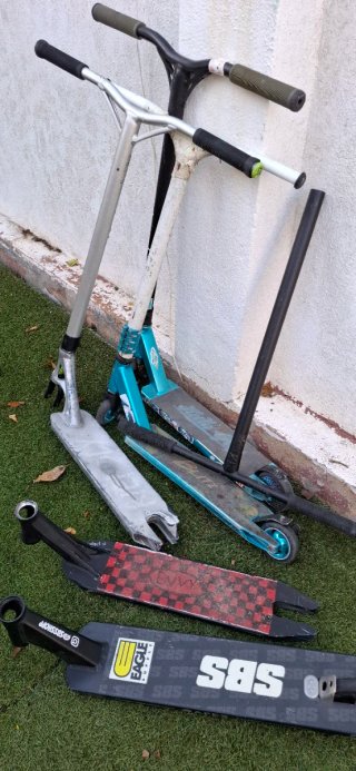 Lote de 2 Patinetes Freestyle y Recambios