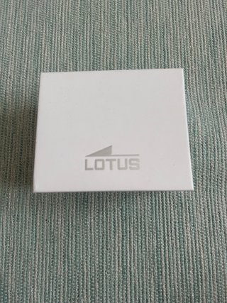 Reloj y pulsera lotus para niña