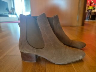 Botines Chelsea  ante Zara Camel