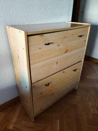 Zapatero de madera