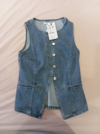 Chaleco vaquero Stradivarius azul