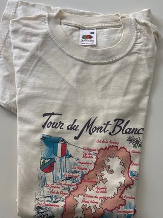 Camiseta Tour du Mont Blanc Beige