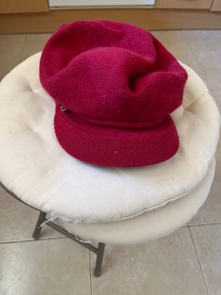 Gorra de mujer roja