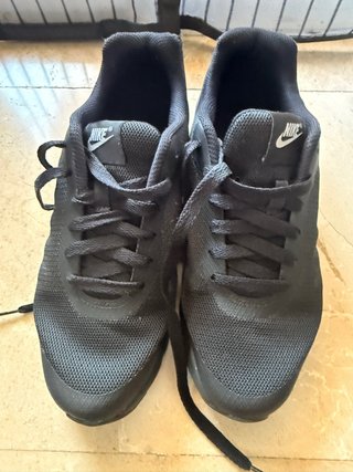 Zapatillas Deportivas Nike Negras