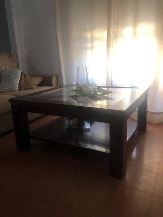 Mesa Baja de Salón de Madera