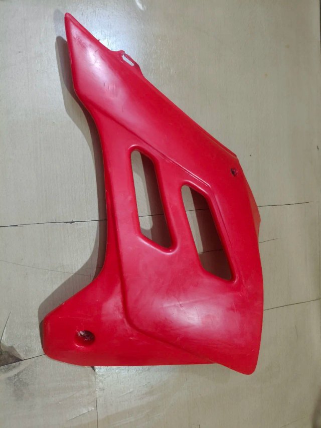 Plástico delantero derecho gasgas 300 2004