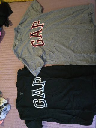 2 Camisetas GAP talla M en muy buen estado