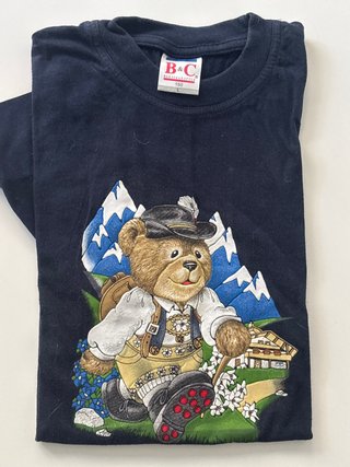 Camiseta B&C Negra con Estampado de Oso