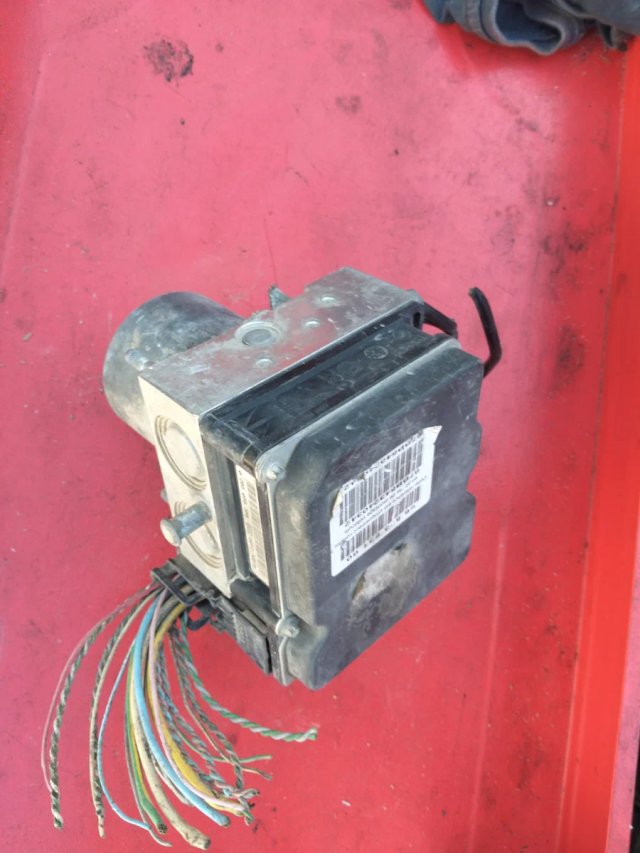 Centralita ABS ECU