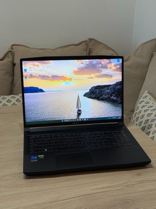 Portátil MSI Creator M16 i7 32GB RAM