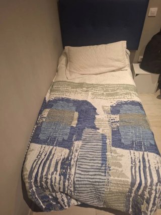 Cama completa con cabecero,colchón y canape