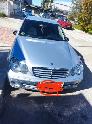 Mercedes-Benz Clase C 2006
