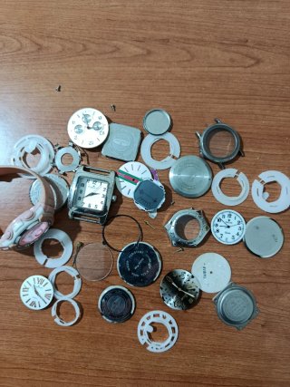 Lote de piezas y componentes de relojes