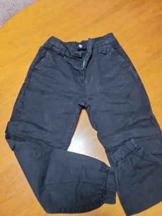 Pantalones tipo cargo negros Talla 36