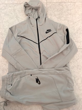 Chándal Nike Tech Gris