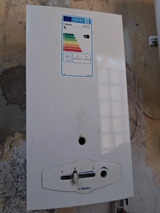 Calentador de agua a butano Neckar