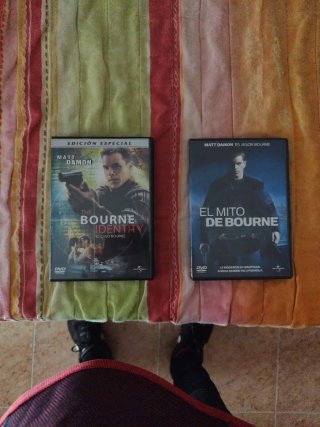 2 Películas DVD: El Caso Bourne y El Mito