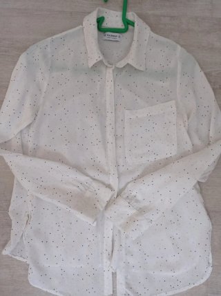 Blusa Pull&Bear puntitos