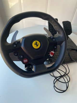Volante Thrustmaster Ferrari para PlayStation