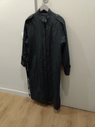 Gabardina Larga Oscura Talla 40 gris oscuro