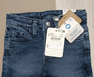 Pantalones Vaqueros niño talla 3 años