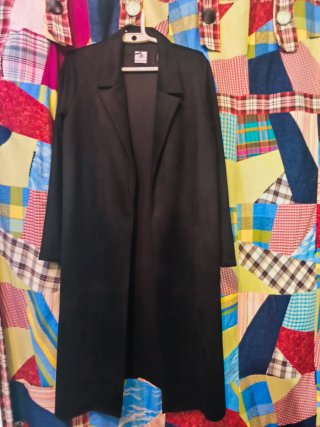 Chaqueta larga Zara negra entretiempo