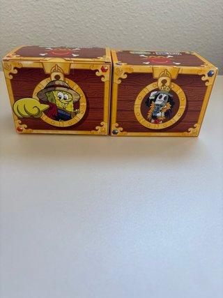 2 Cajas Colección Bob Esponja x One Piece