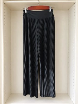 Pantalón Palazzo Negro Plisado