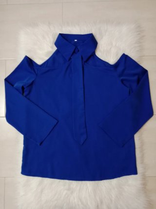 Blusa Azul con Corbata Talla L
