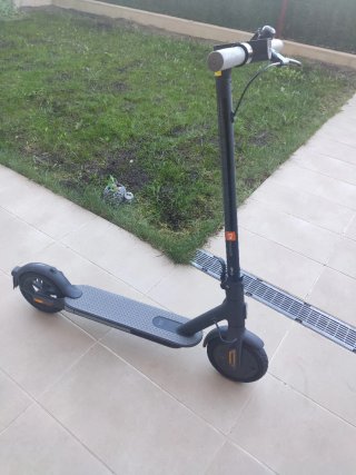 Patinete Eléctrico Xiaomi Mi Electric Scooter 1S.