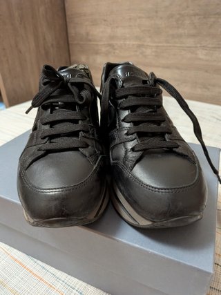 Zapatillas Hogan H222 Piel y Charol Negras 39